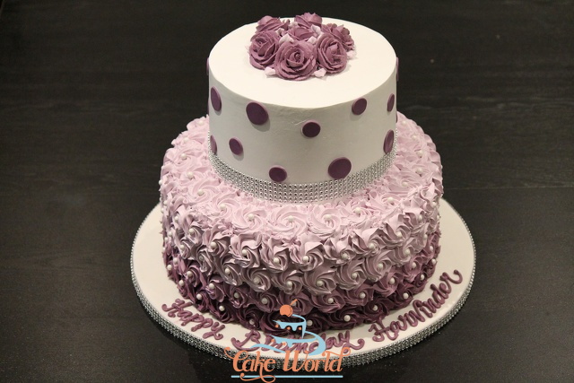 Harvinder Wedding Cake 1350.JPG