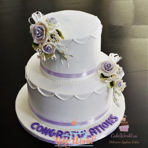 Purple Flower wedding cake 2031.jpg