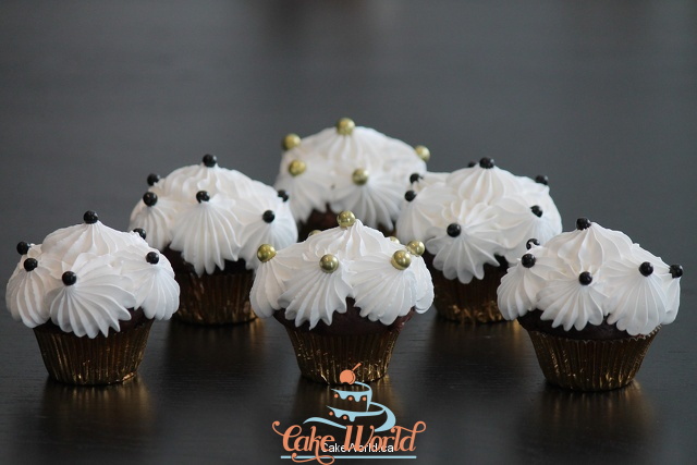 White Cupcakes.jpg