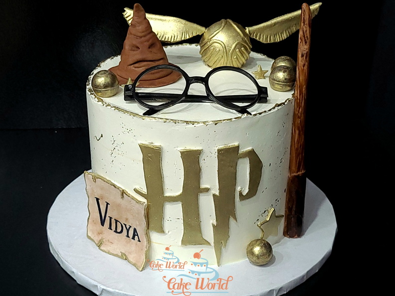 Harry Potter Theme Cake 